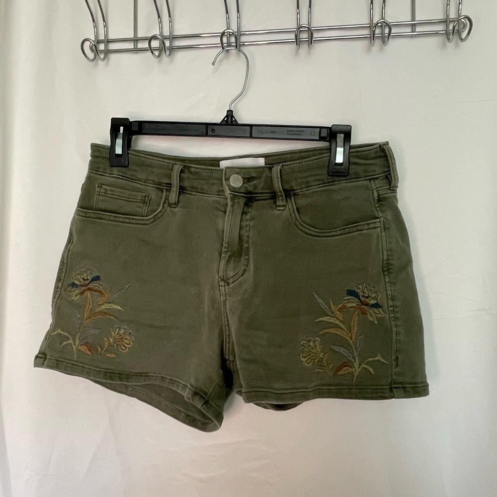 Dear John High Waist Green Embroidered Shorts​​​​​